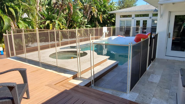 Pool Safety Fence in Lakeland